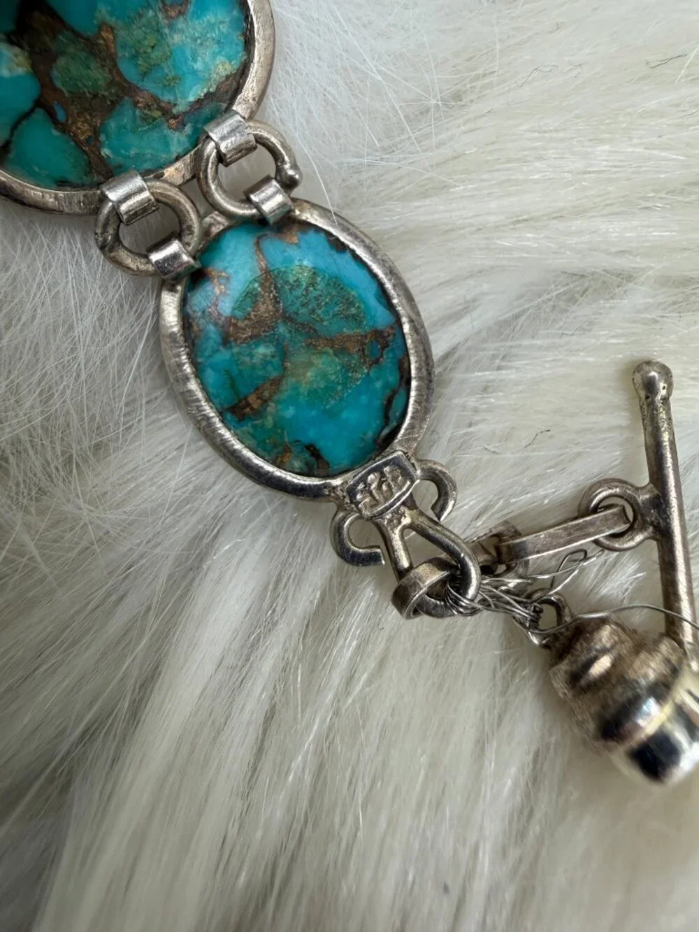 Sterling Silver & Oval Turquoise Stone Link Bracelet Toggle & Magnetic Clasp